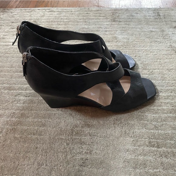 Franco Sarto peep toe wedges - Picture 4 of 8